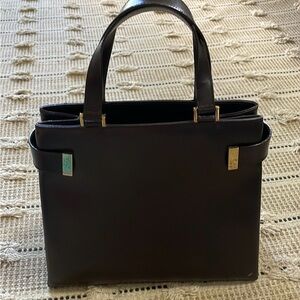 GUCCI handbag in excellent condition. 11.5" L, 5.5 W, 10" H